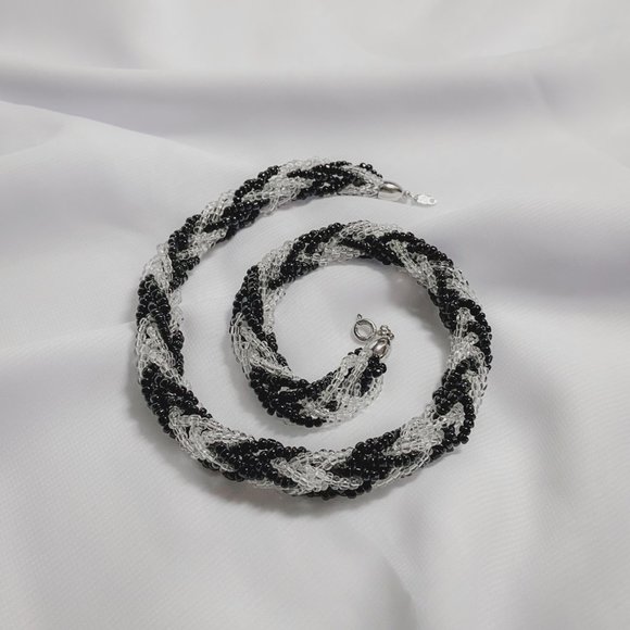 Vintage Trifari Black Clear Glass Seed Beaded Woven Rope Choker Necklace - Picture 3 of 8